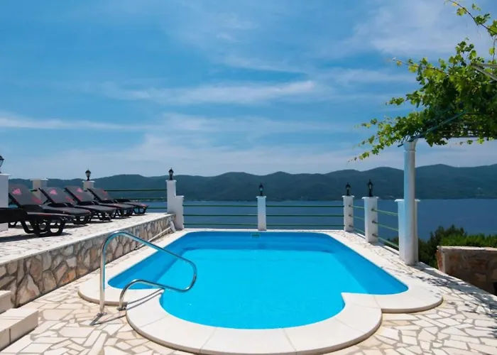 Beautiful Anita Viganj